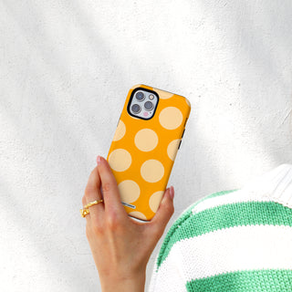 8.Lifestyle 03 Tough Case iPhone 16 copy.jpg