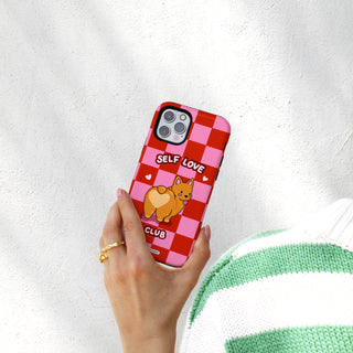 8.Lifestyle 03 Tough Case iPhone 16 copy.jpg