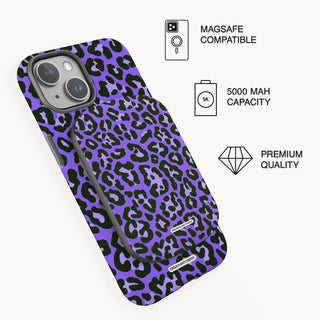 2.Powerbank on phone.jpg