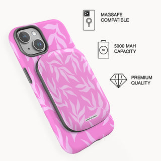 2.Powerbank on phone_Bougonvellia.jpg