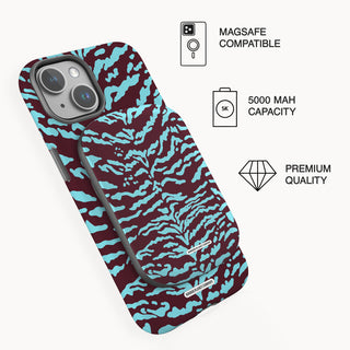 2.Powerbank on phone.jpg