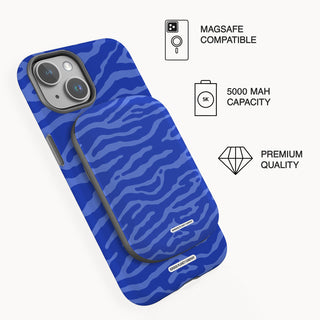 2.Powerbank on phone.jpg