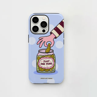 9.Tough Case iPhone 16.jpg