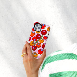 8.Lifestyle 03 Tough Case iPhone 16 copy.jpg