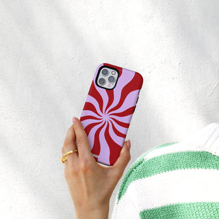 8.Lifestyle 03 Tough Case iPhone 16 copy.jpg global-all
