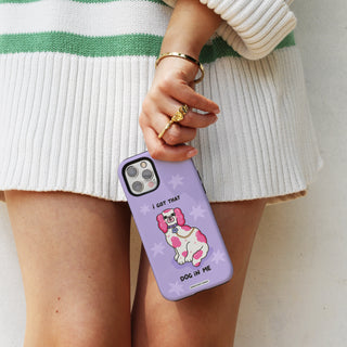 6.Lifestyle 01 Tough Case iPhone 16.jpg