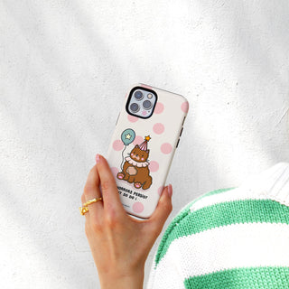 8.Lifestyle 03 Tough Case iPhone 16 copy.jpg