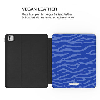 Oceanic Zebra - iPad Pro 13 (8th Gen) - Vegan leather.jpg