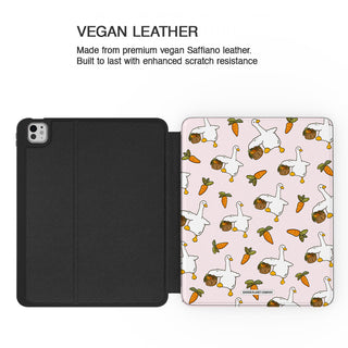 Goose On The Loose - iPad Pro 13 (8th Gen) - Vegan leather.jpg