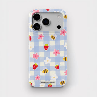 Minimal Summer Vibes Gingham Snap Phone Case