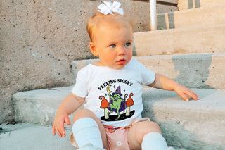 'Feeling Spooky' Kid's Halloween T-shirt