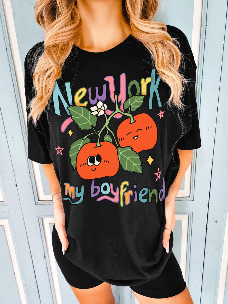 'New York Is My Boyfriend' T-shirt