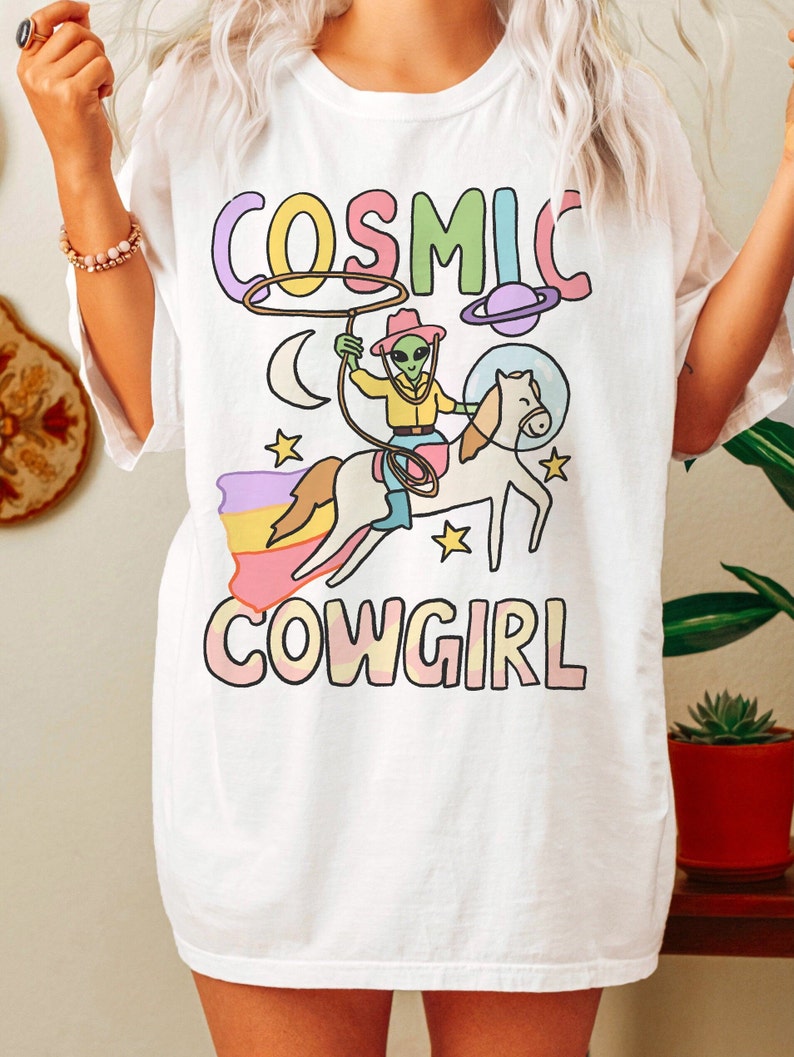 'Cosmic Cowgirl' Alien T-shirt