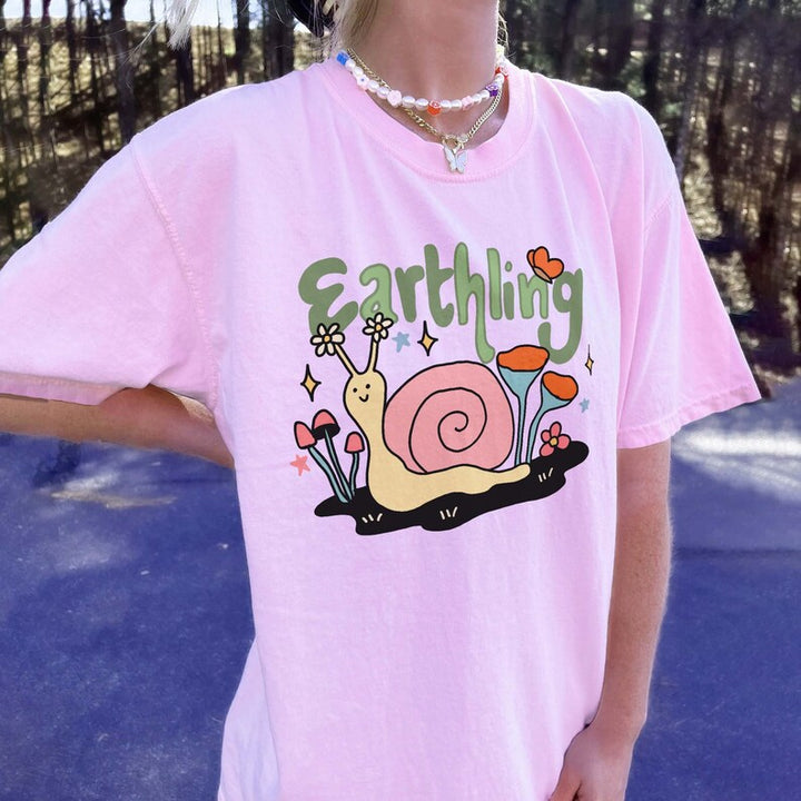 'Earthling' Snail T-shirt